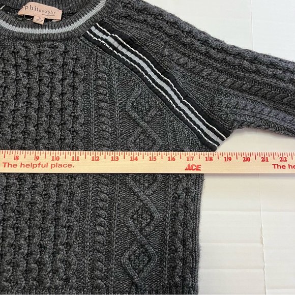 Philosophy Cashmere Wool blend Grey Black Cable Knit Sweater Semi Crop Sz Small - Picture 4 of 6
